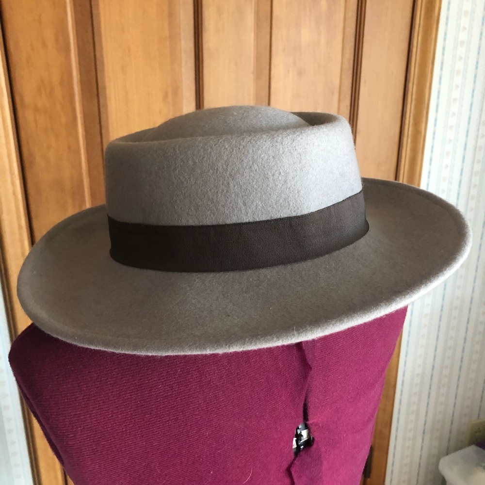 Michael Stars 100% wool hat